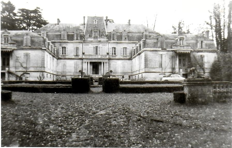 Le Château des fossés Le Château des fossés
